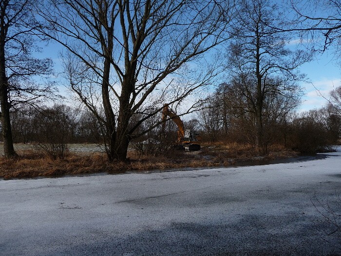 Zamrzlá řeka - ledové kry 25.2.2012