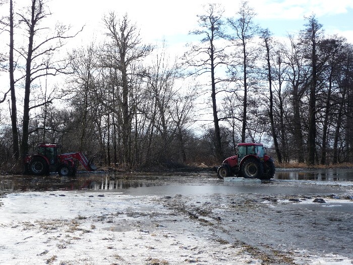 Zamrzlá řeka - ledové kry 25.2.2012