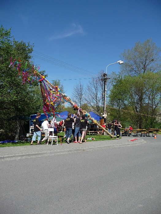 Stavění máje 28.4.2012