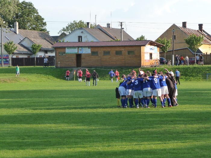 FK Nova Vávrovice - postupové oslavy 26.5.2012