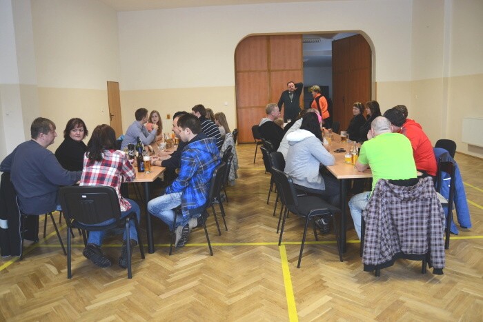 Badmintonový turnaj  6.4.2013 