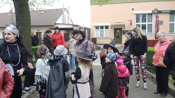 Slet čarodějnic a stavění Máje  30. 4. - 1. 5. 2015 