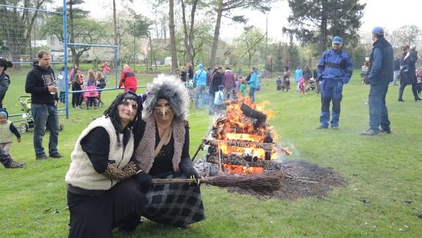 Slet čarodějnic a stavění Máje  30. 4. - 1. 5. 2015 