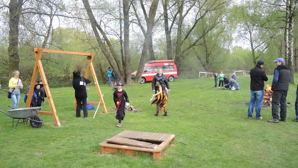 Slet čarodějnic a stavění Máje  30. 4. - 1. 5. 2015 