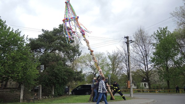 Slet čarodějnic a stavění Máje  30. 4. - 1. 5. 2015 