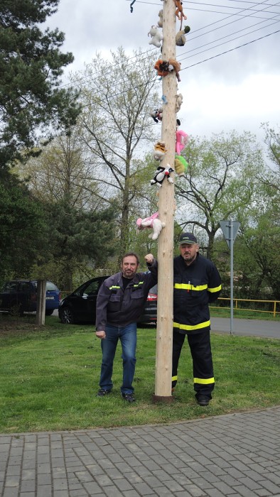 Slet čarodějnic a stavění Máje  30. 4. - 1. 5. 2015 