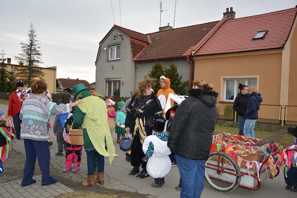 Masopustní průvod dětí ve Vávrovicích 8.2.2016